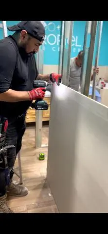 Instalación de minisplit en clínica Europiel-Dermapro